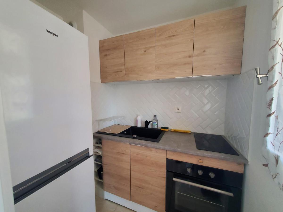 MIOUGRANO Studio 4 Personnes 29m2 Fréjus Eksteriør bilde